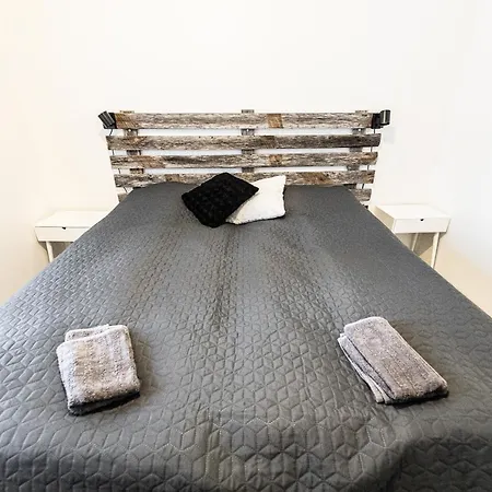 Sleepwell House Pyhaetunturi With Sauna Close To 펜션